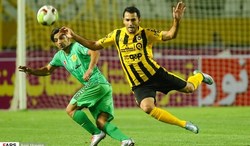 پورغاز با سایر بازیکنان گرم نکرد  دیدار گرم ابراهیم‌زاده با کریمی قبل از شروع بازی