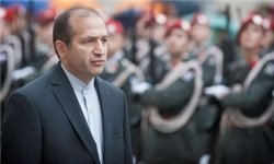 عیادت سفیر ایران در اتریش از محافظ مجروح محل اقامتش