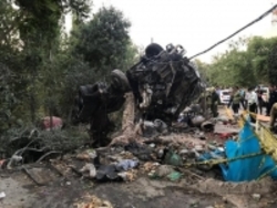 تصادف مرگبار کامیون با دیوار باغ سفارت روسیه + جزئیات