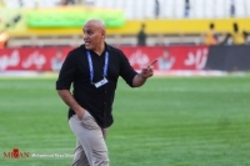 نگرانی هواداران ذوب‌آهن از وضعیت تیم  منصوریان لبه پرتگاه