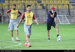 عربشاهی: گل‌محمدی اگر تصمیم به رفتن داشت چرا به باشگاه لیست داد؟