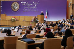 روحانی: اختلاف فکری و نظری را باید به رسمیت شناخت به تنوع و اختلاف نظر احترام بگذاریم